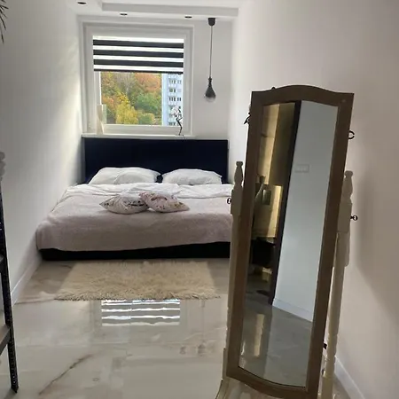 Z Balkonem I Widokiem Na Morze W Sopocie Blisko Opery Lesnej Lägenhet *